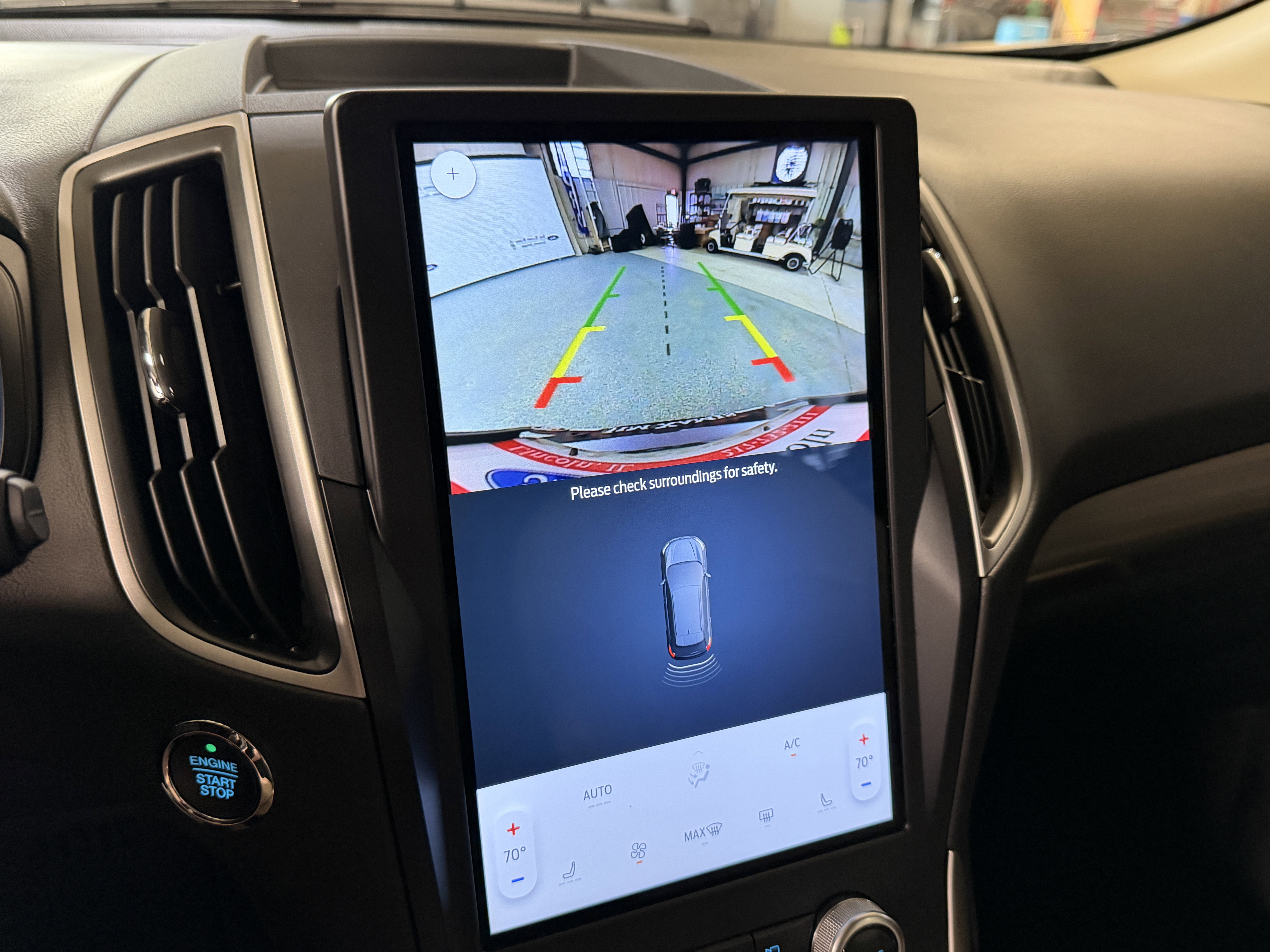 Used 2024 Ford Edge SEL AWD/4WD image 8