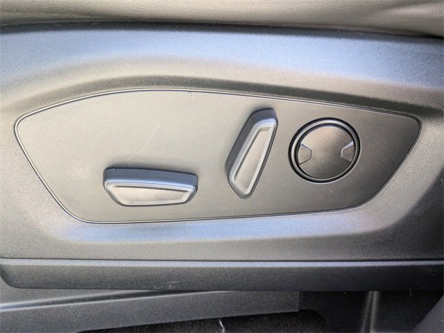 Used 2022 Ford Explorer Platinum w/ Technology Package image 24