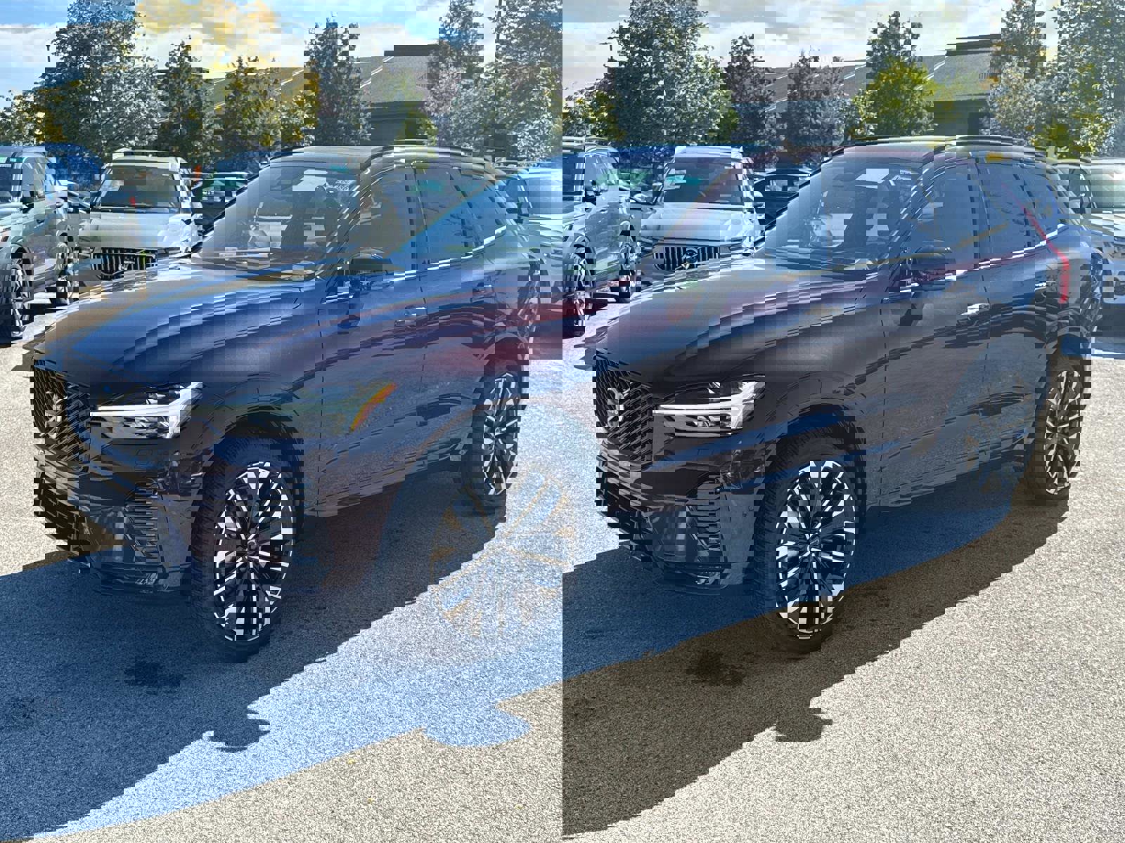 New 2026 Volvo XC60 B5 Ultra w/ Climate Package