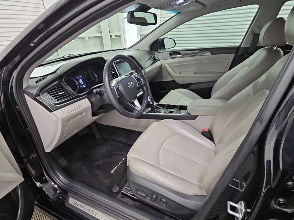Used 2018 Hyundai Sonata Limited FWD image 11