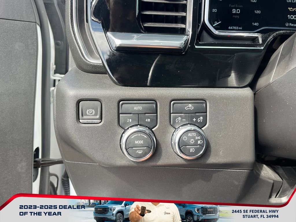 Used 2023 GMC Sierra 1500 Elevation image 24