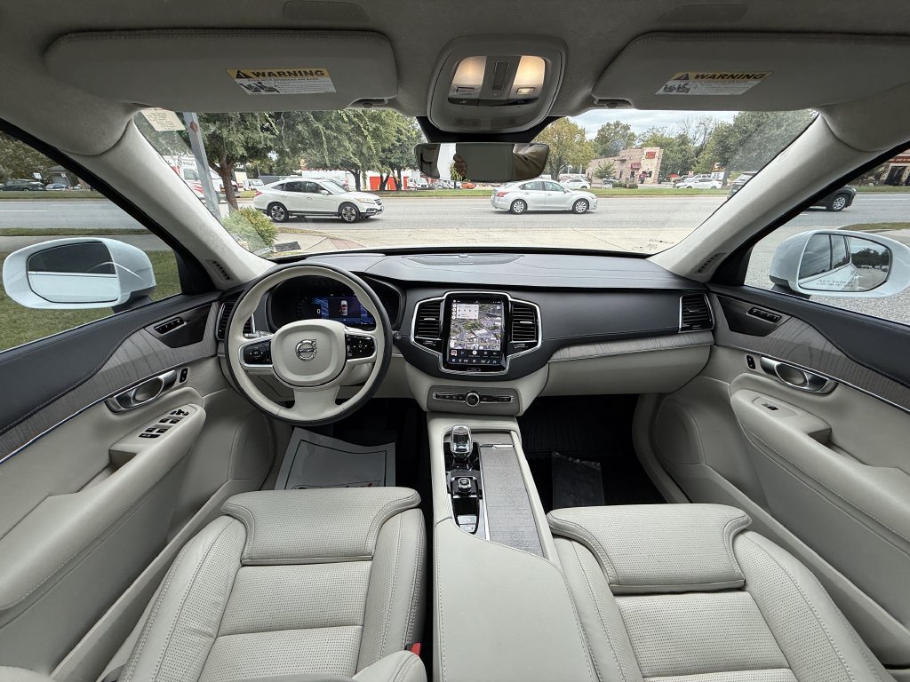 Certified 2025 Volvo XC90 B5 Ultra w/ Lounge Package AWD/4WD image 21