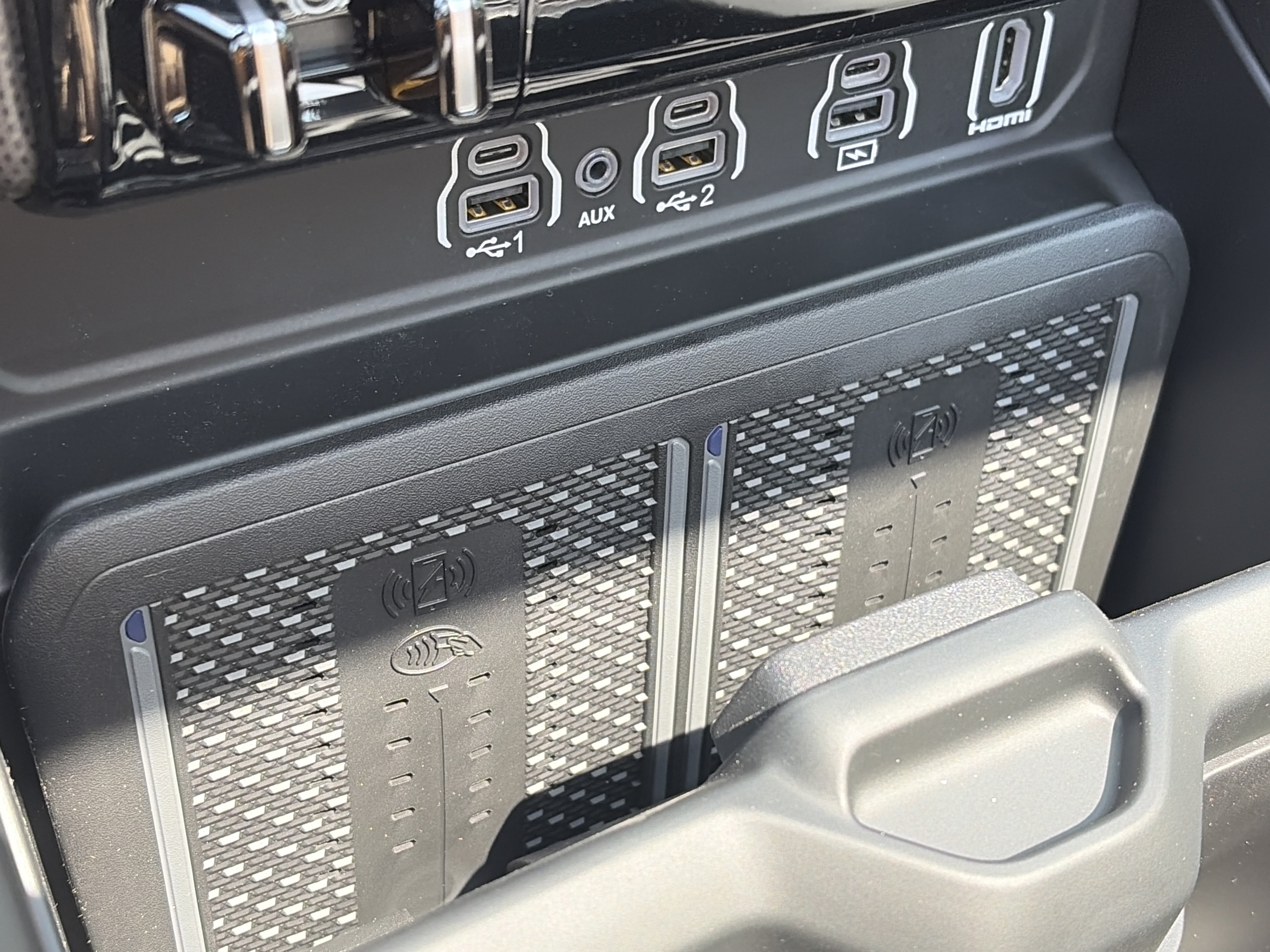 New 2026 RAM 1500 Limited AWD/4WD image 8