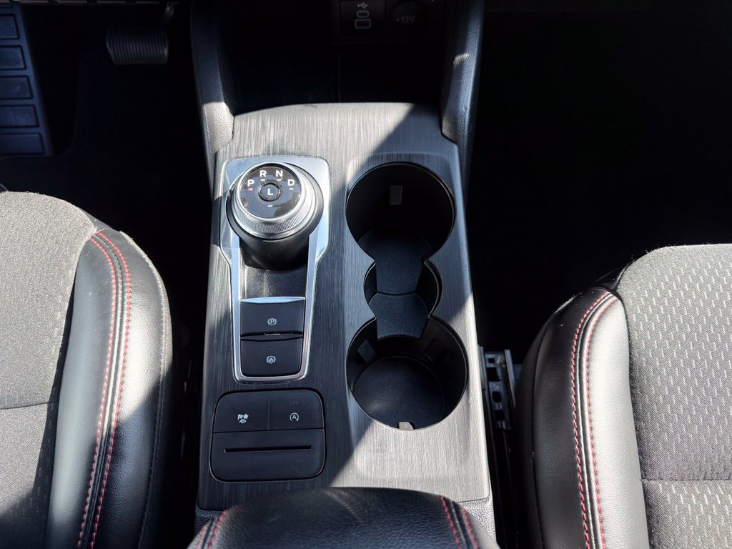 Used 2025 Ford Escape ST-Line Select AWD/4WD image 19