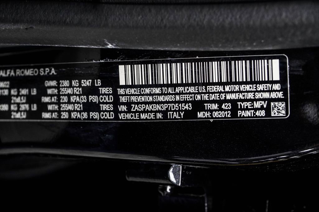 Used 2023 Alfa Romeo Stelvio Veloce AWD/4WD image 44