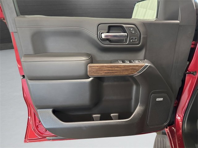 Used 2020 Chevrolet Silverado 1500 High Country w/ Technology Package image 25