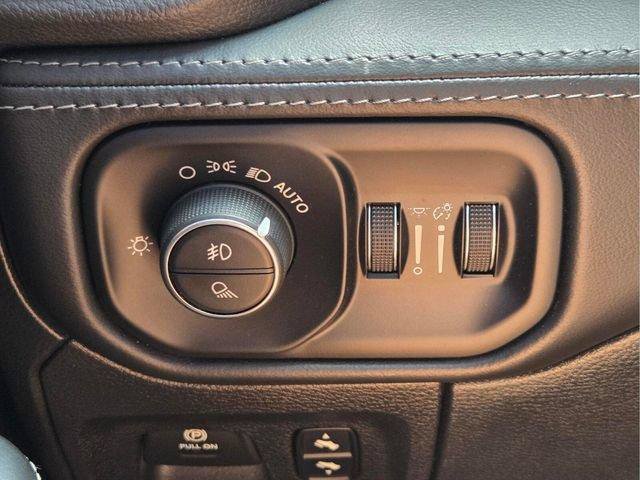 Used 2020 RAM 1500 Limited RWD image 29