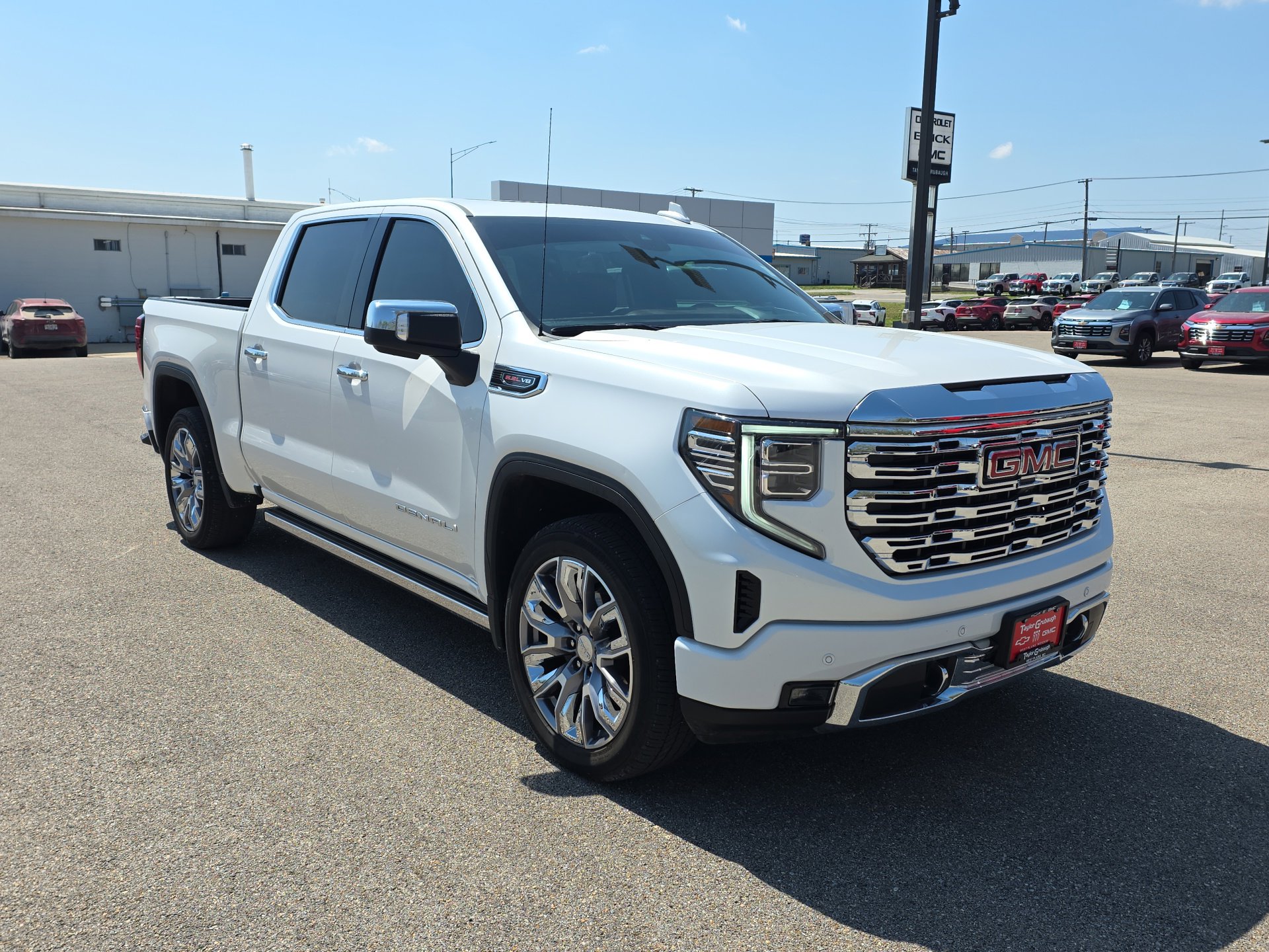 Certified 2024 GMC Sierra 1500 Denali w/ Denali Reserve Package image 2