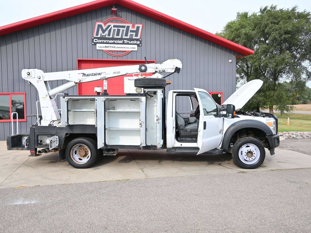 Used 2016 Ford F550 2WD Regular Cab Super Duty image 11