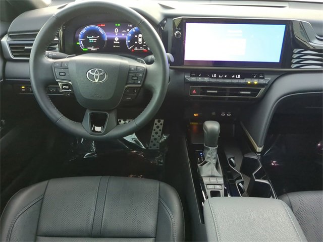 Used 2025 Toyota Camry XSE image 13