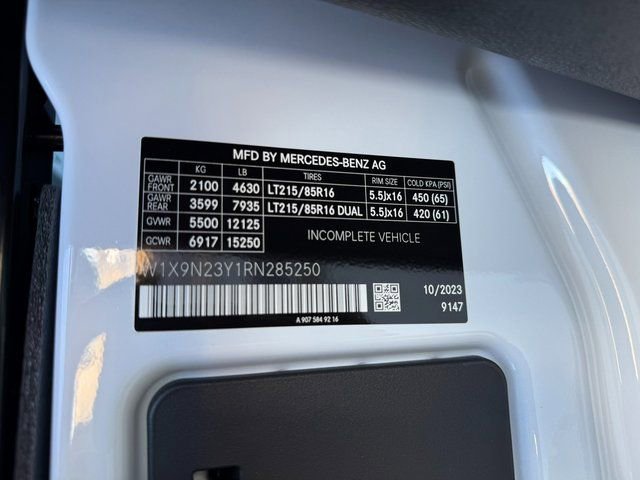 Used 2024 Mercedes-Benz Sprinter 4500 image 20