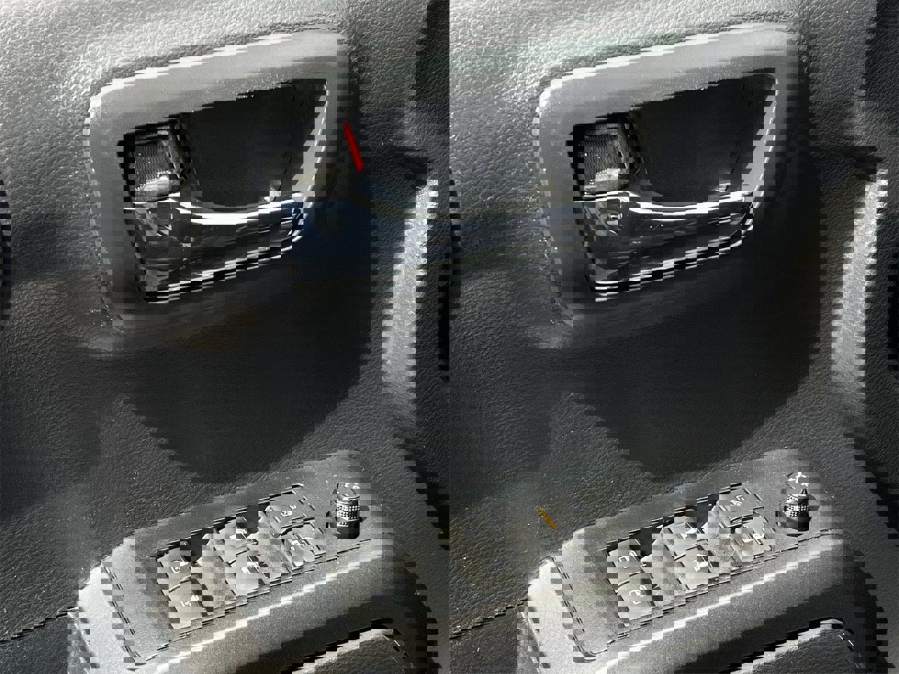 Used 2022 Toyota Tacoma TRD Off-Road w/ Technology Package image 21