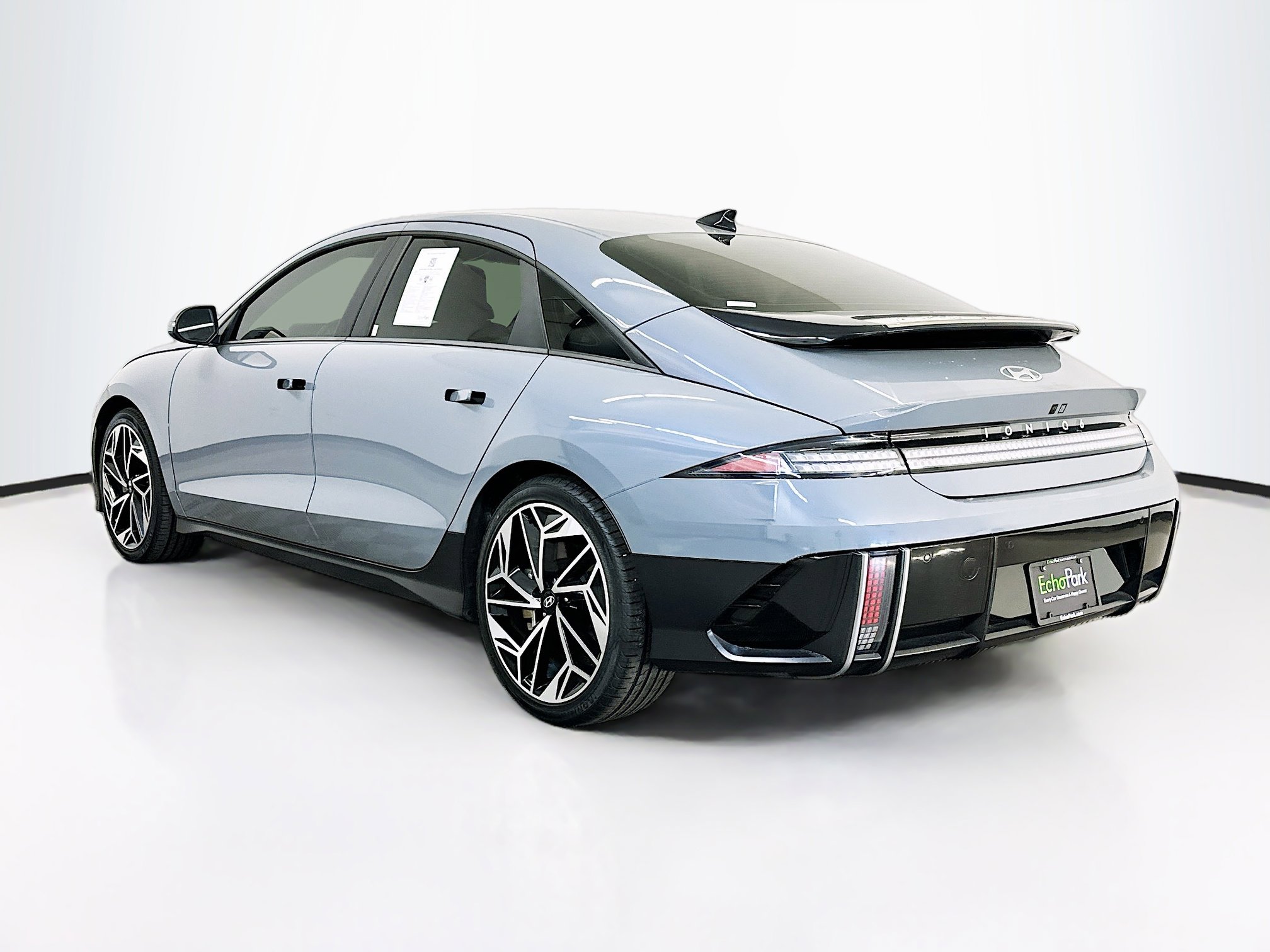 Used 2024 Hyundai Ioniq 6 SEL AWD/4WD image 5