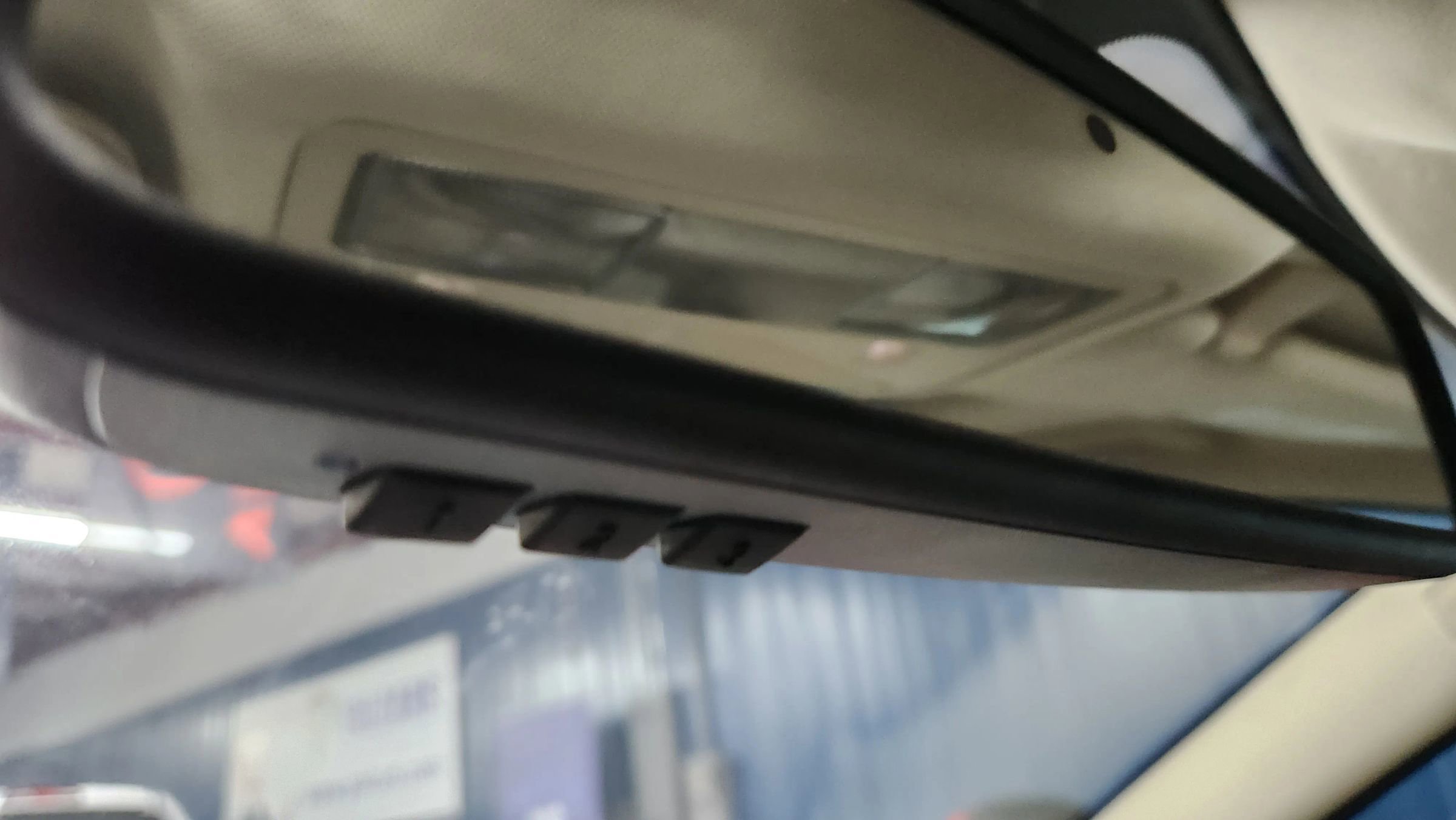 Used 2011 Jaguar XF Portfolio image 39