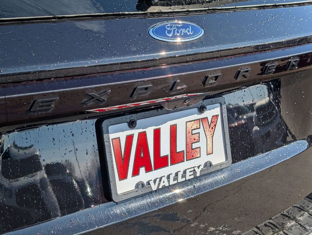 New 2026 Ford Explorer ST w/ Sun And Sound Package image 15