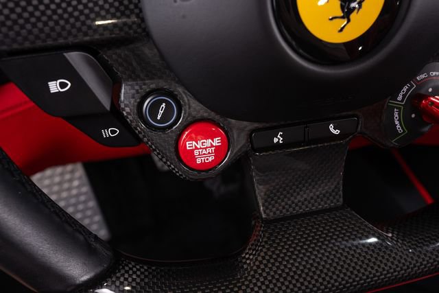 Used 2019 Ferrari Portofino RWD image 45