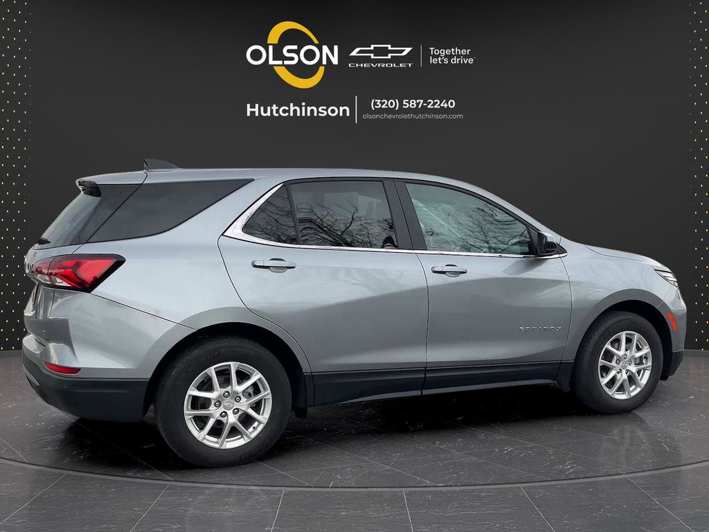 Used 2024 Chevrolet Equinox LT FWD image 16