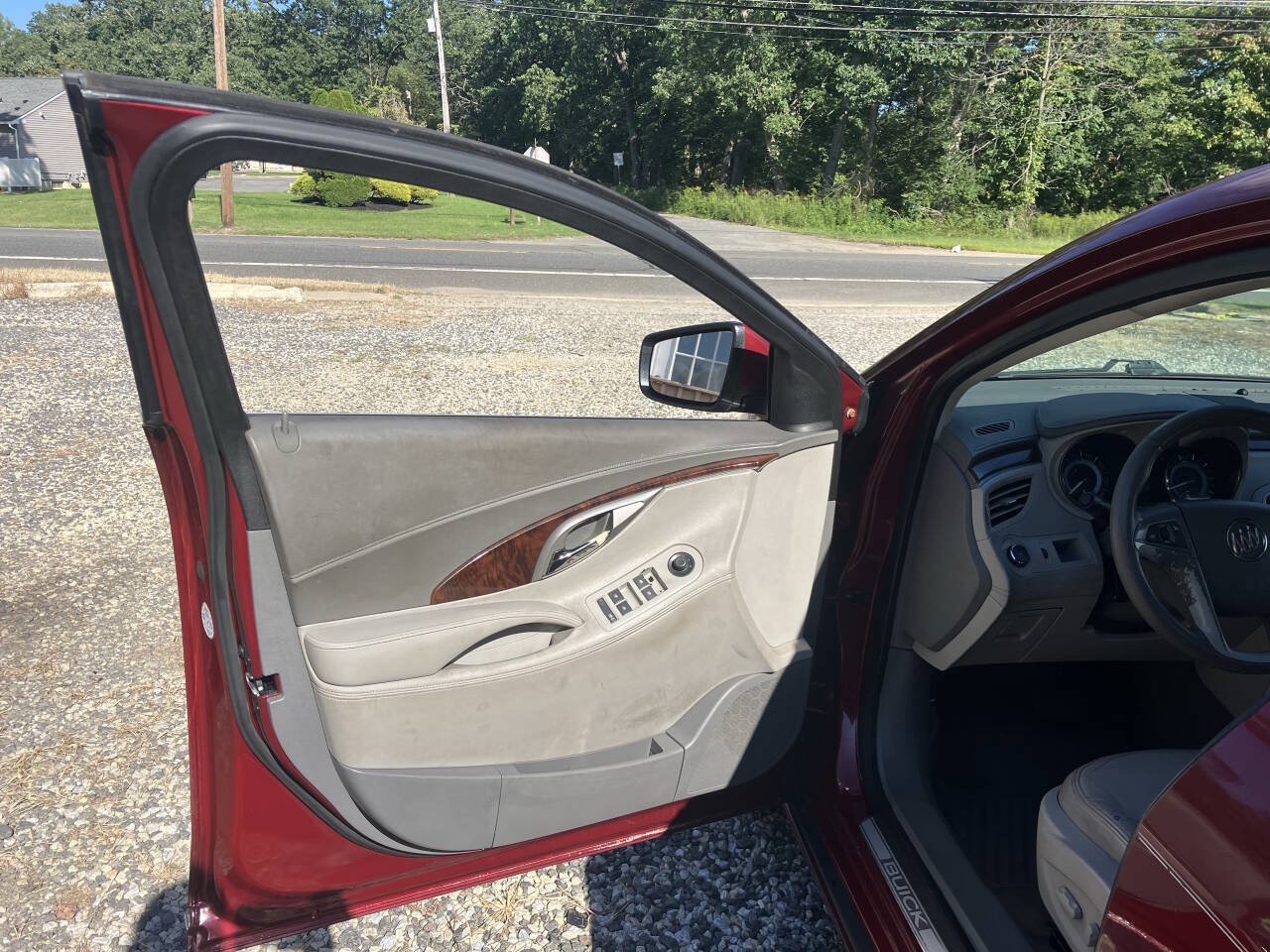 Used 2010 Buick LaCrosse CXL FWD image 17