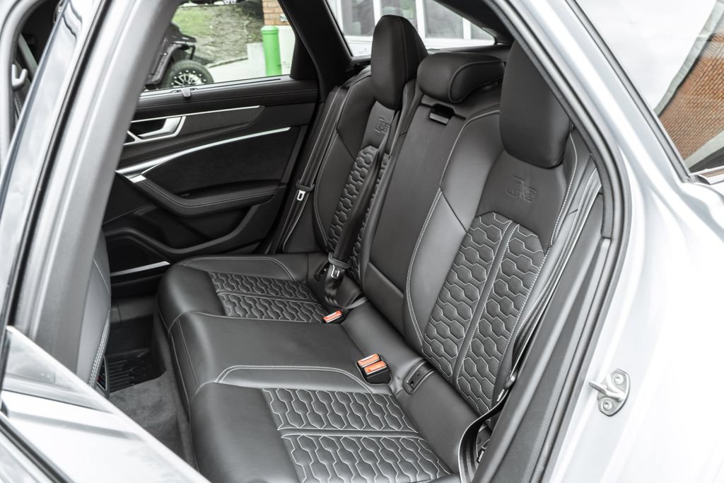 Used 2023 Audi RS 6 AWD/4WD image 28