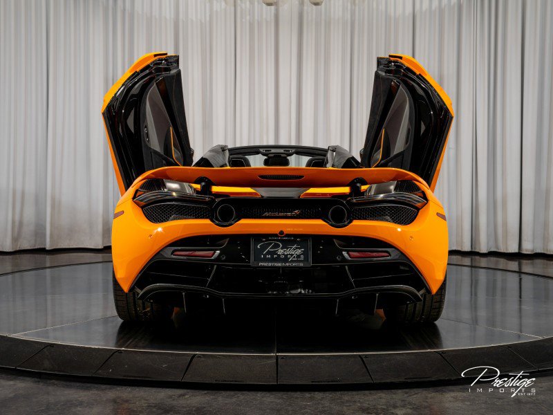 Used 2023 McLaren 720S Luxury image 28