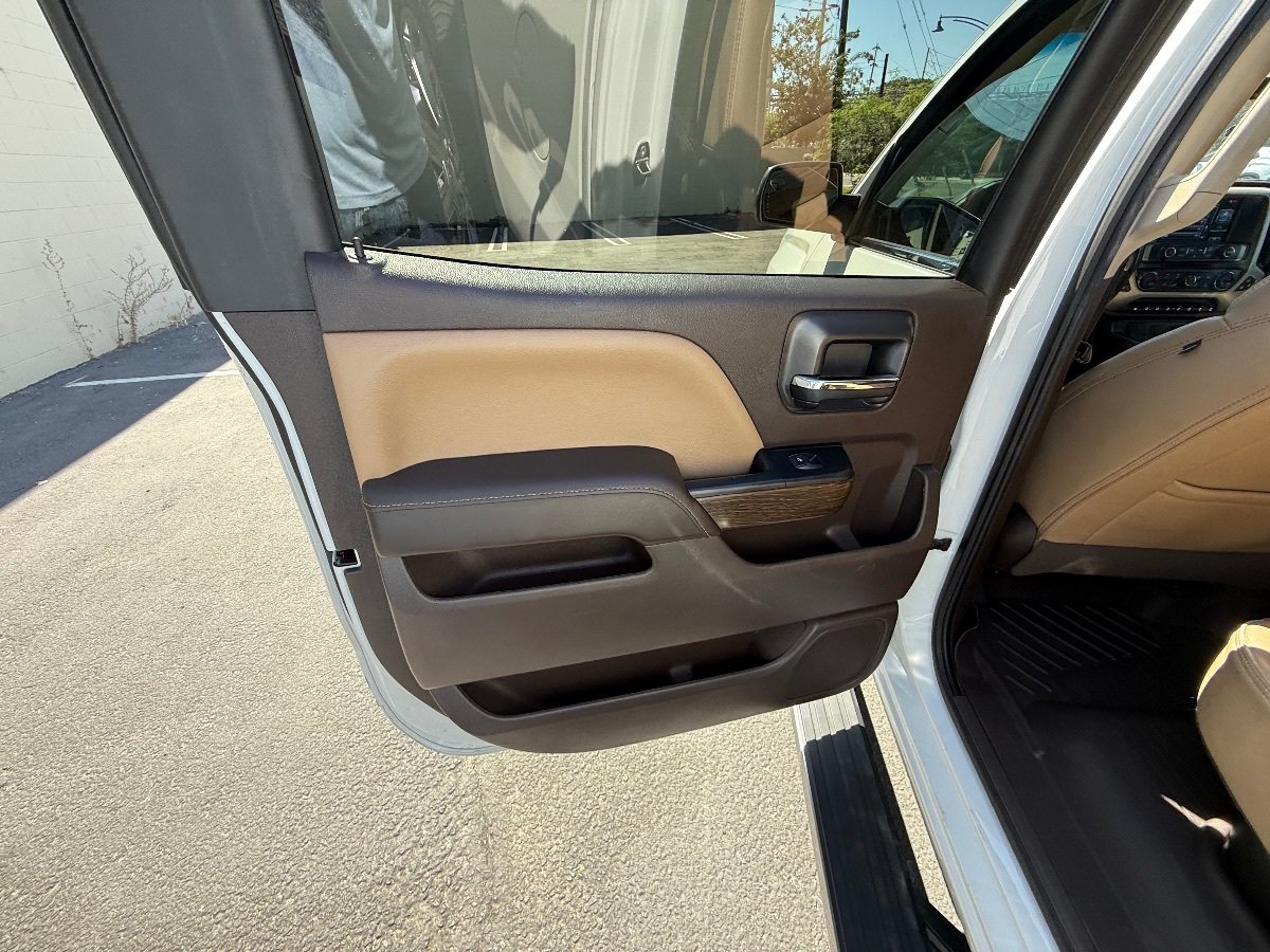 Used 2018 GMC Sierra 1500 Denali w/ Denali Ultimate Package AWD/4WD image 14
