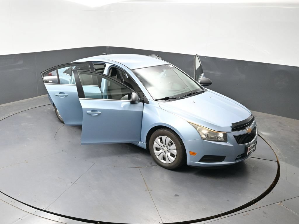 Used 2012 Chevrolet Cruze LS FWD image 54
