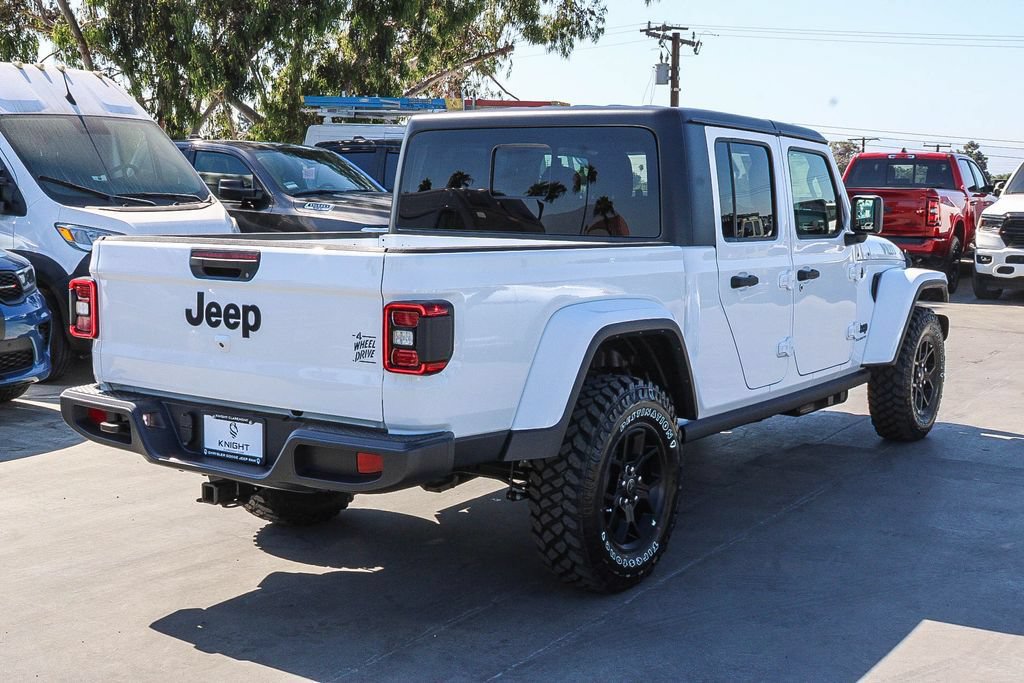 New 2026 Jeep Gladiator Sport AWD/4WD image 9