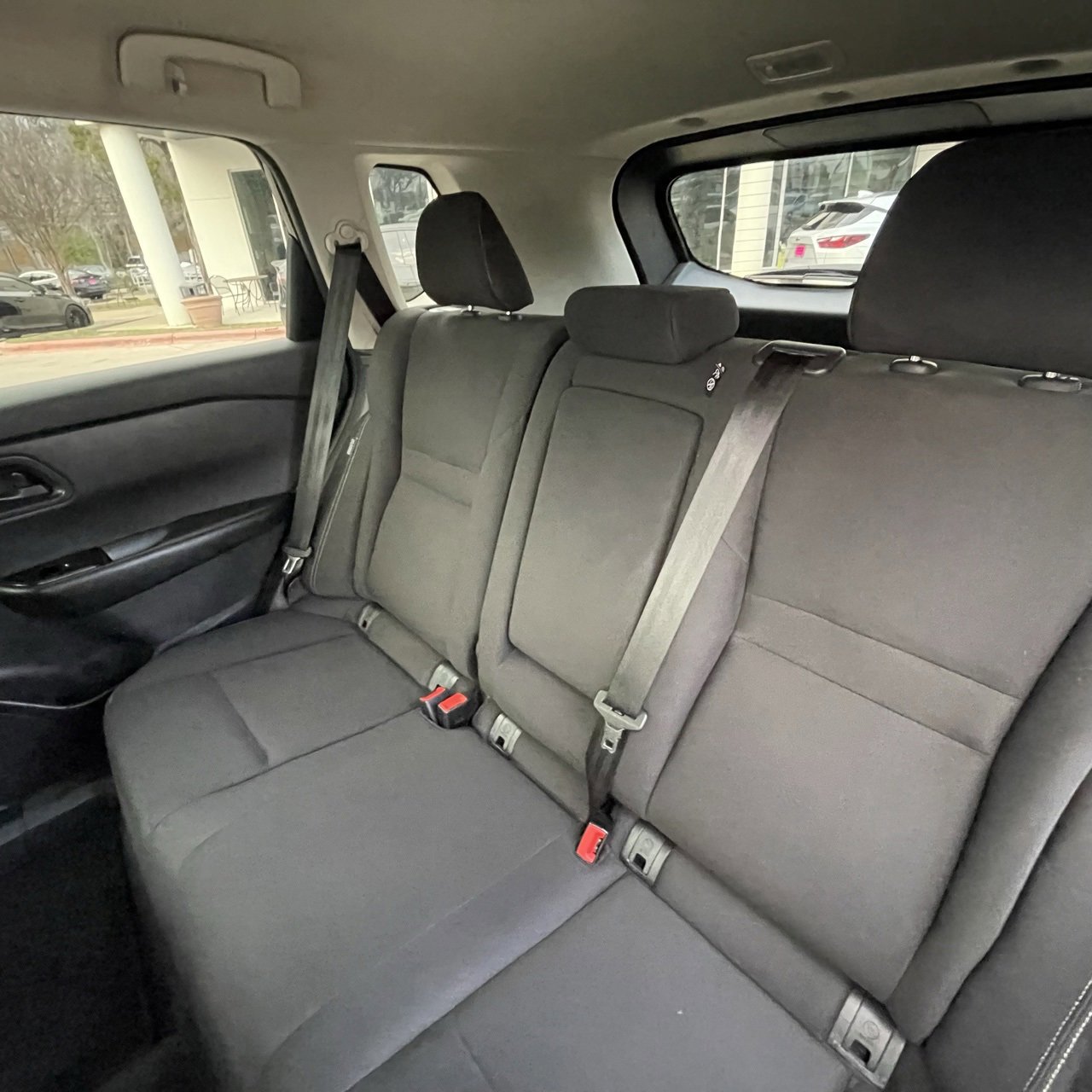 Used 2024 Nissan Rogue S image 23