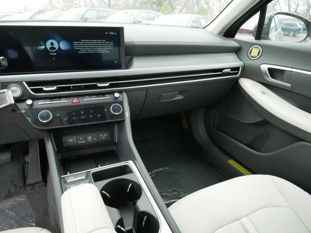 New 2026 Hyundai Sonata SEL AWD/4WD image 8