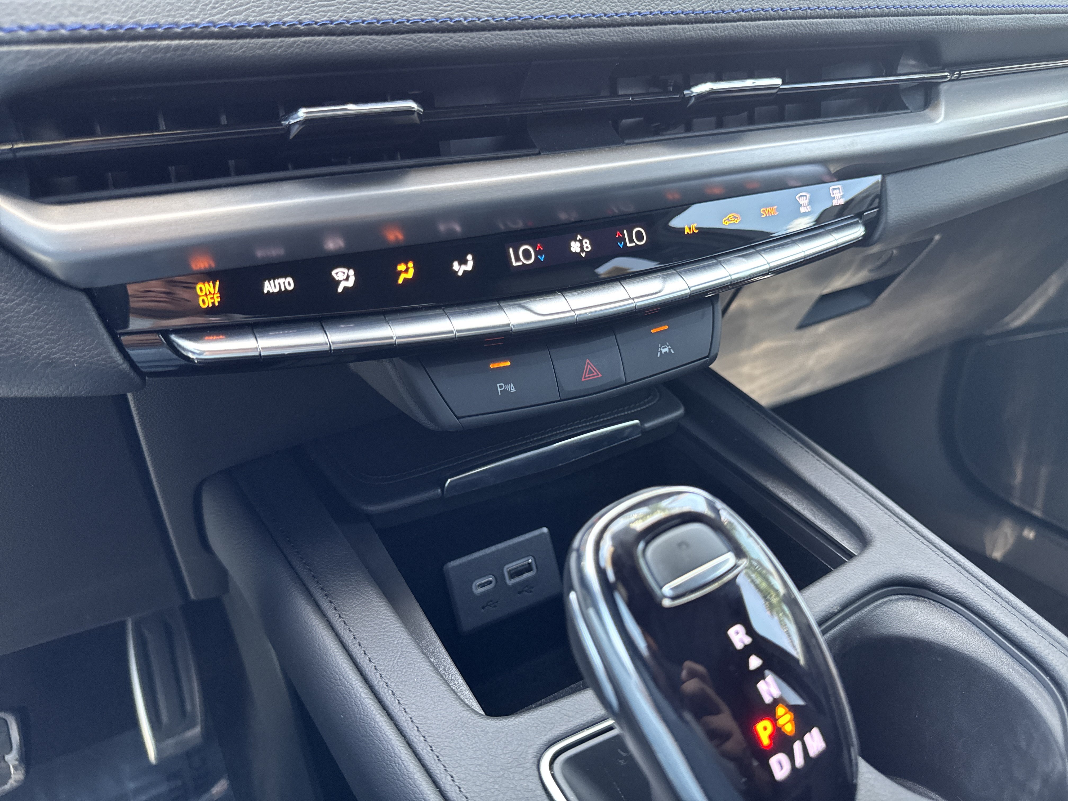 Certified 2024 Cadillac XT4 Sport w/ LPO, Floor Liner Package FWD image 26