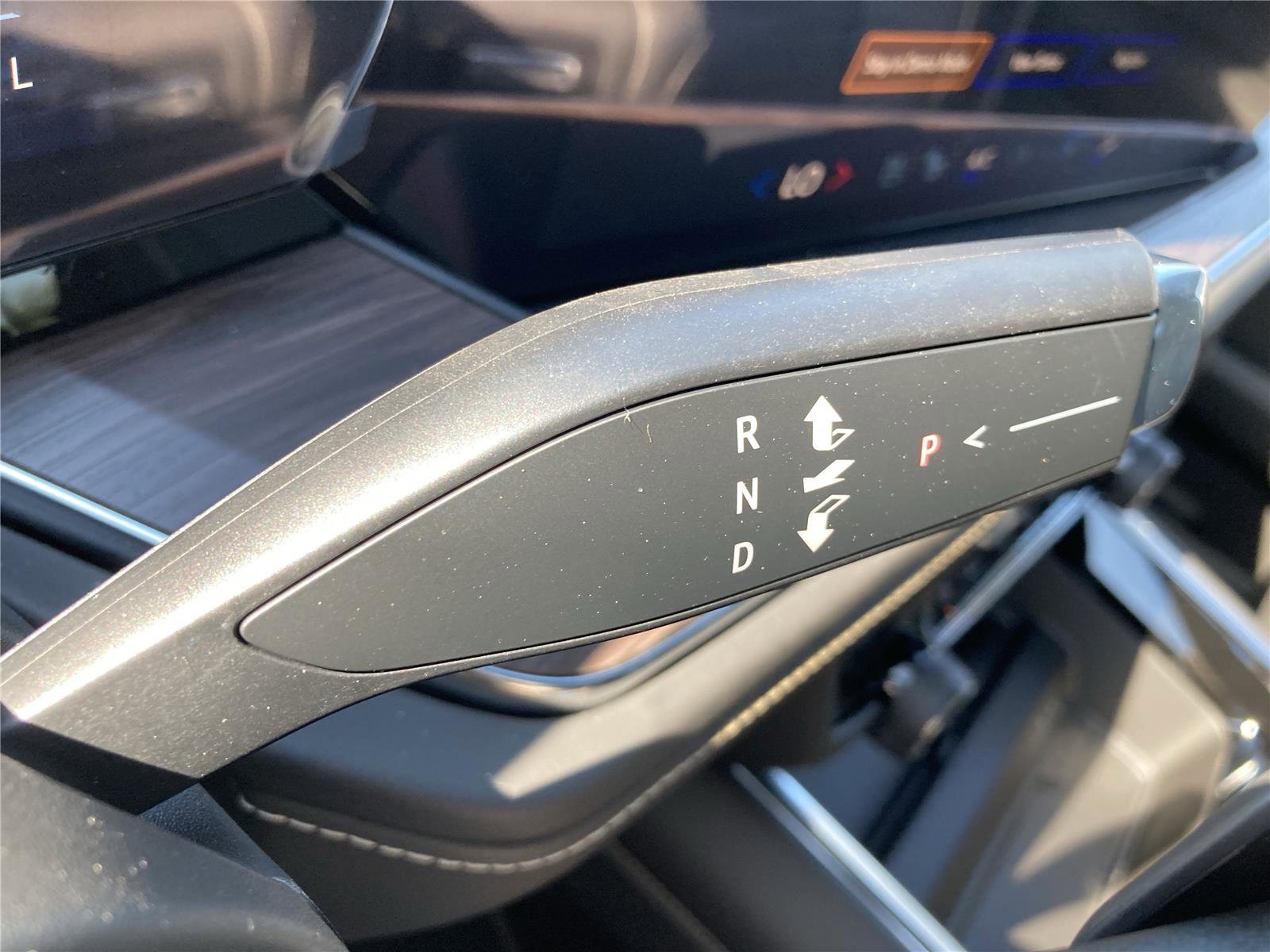 New 2026 Chevrolet Suburban Premier image 23