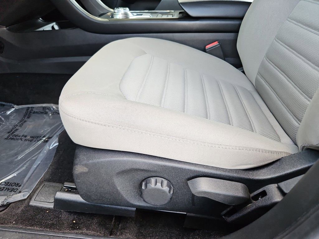 Used 2018 Ford Fusion S image 15