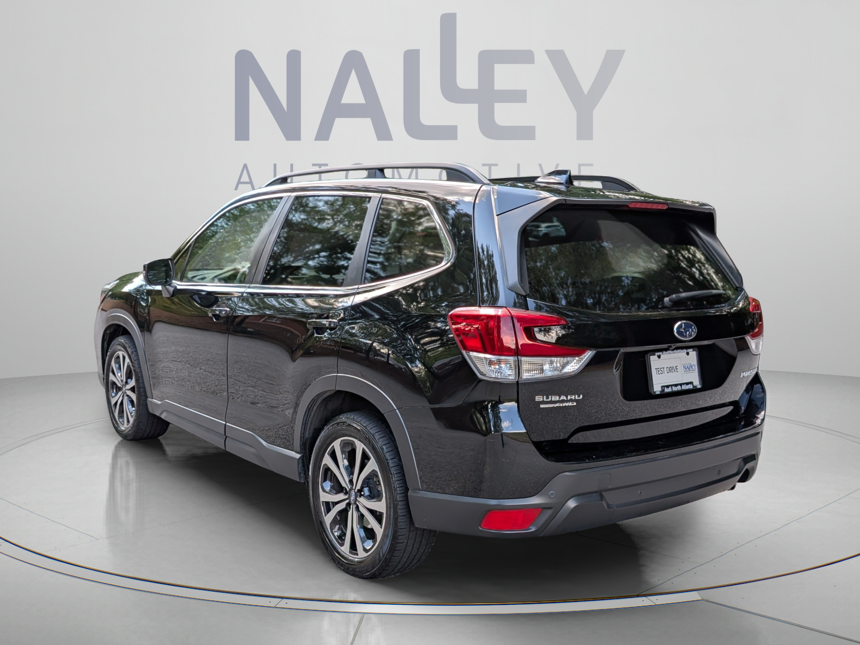 Used 2019 Subaru Forester Limited AWD/4WD image 3