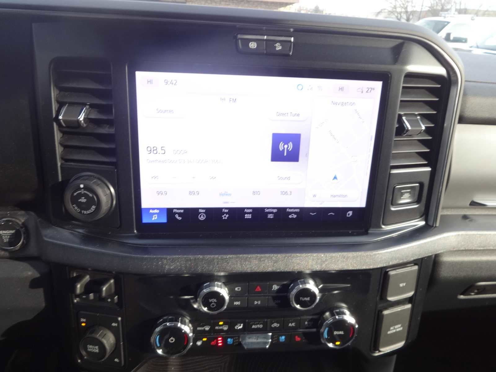 Used 2025 Ford F350 Platinum w/ FX4 Off-Road Package image 19