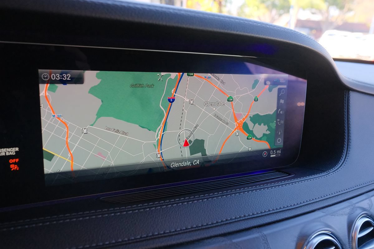 Used 2020 Mercedes-Benz S 560 Sedan image 22