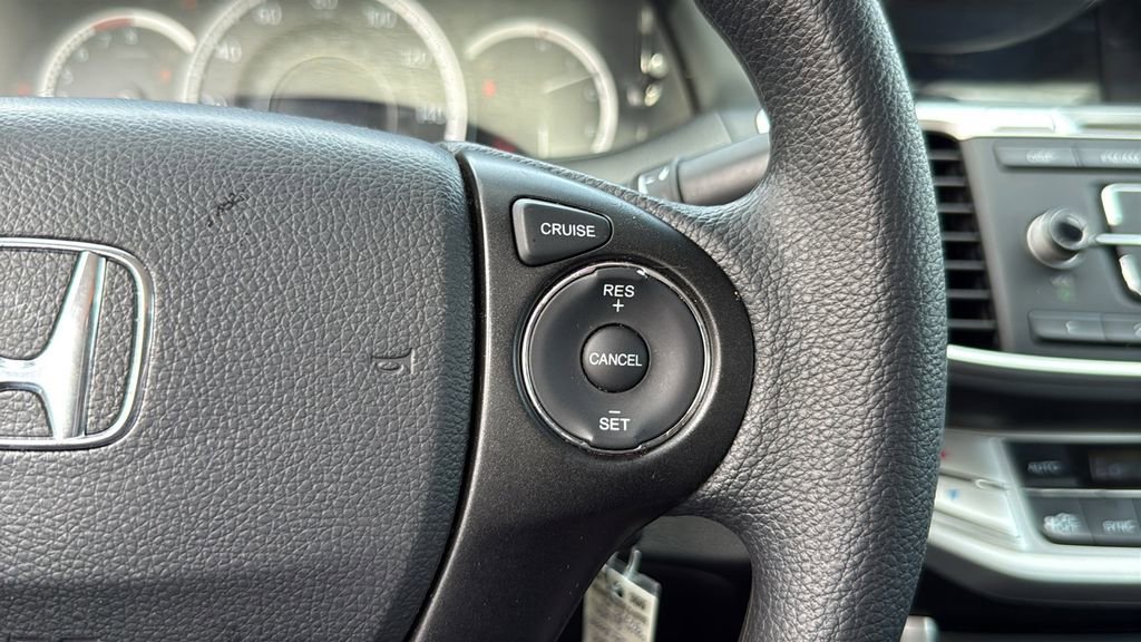 Used 2015 Honda Accord LX image 27