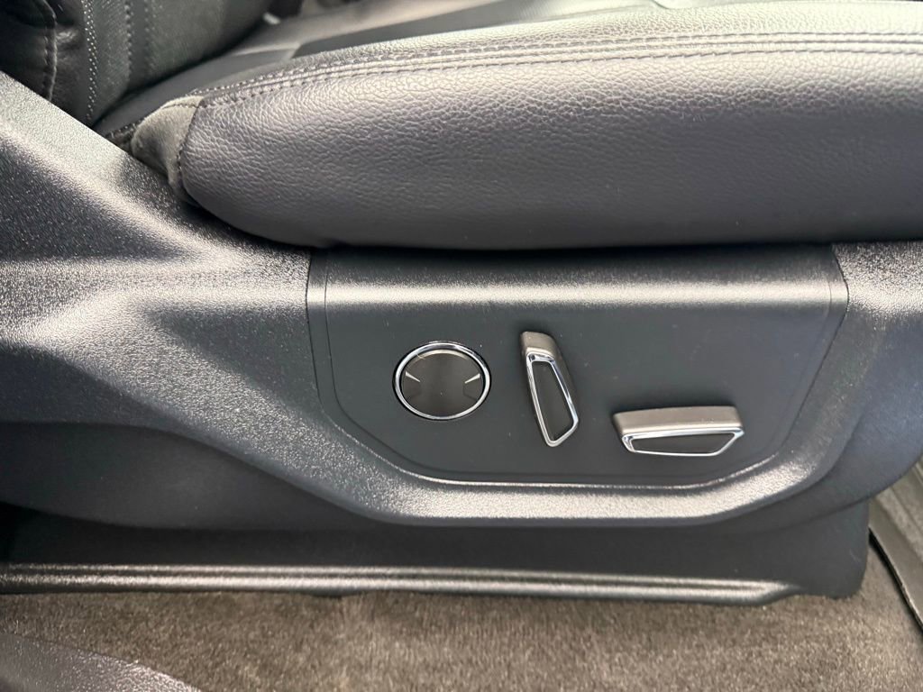 Used 2021 Ford Expedition Max Limited AWD/4WD image 54