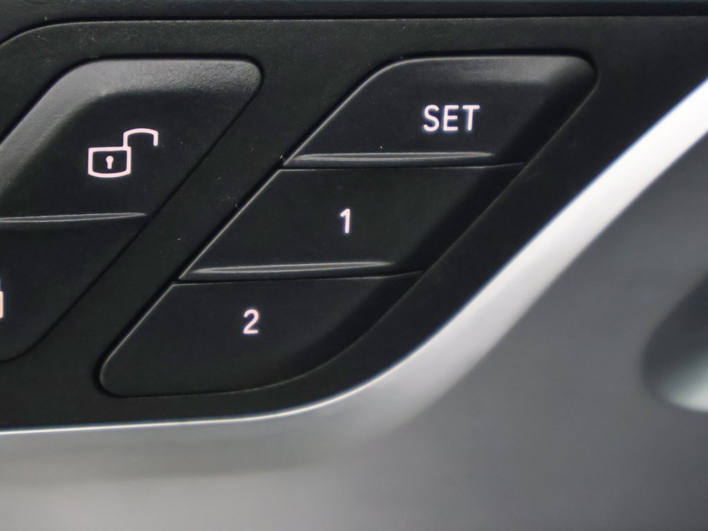 Used 2023 BMW X4 M image 38