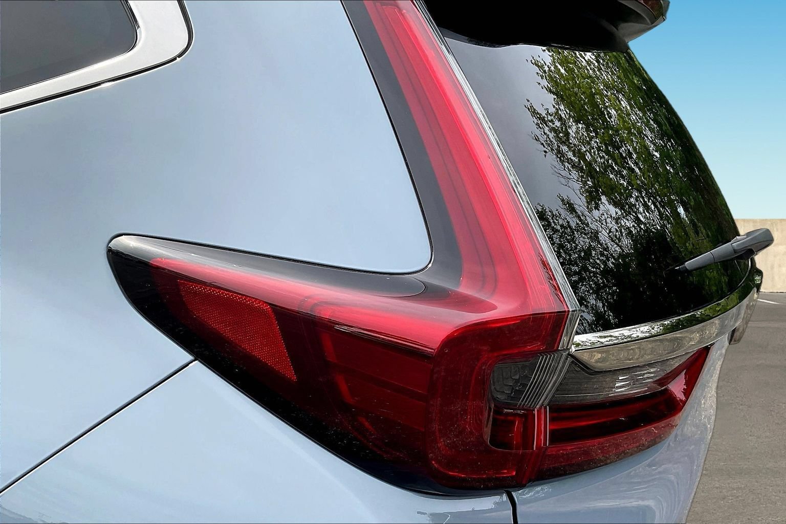 Used 2022 Honda CR-V Touring image 22