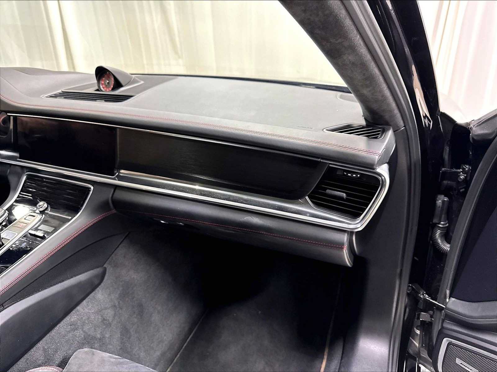 Used 2022 Porsche Panamera GTS AWD/4WD image 26