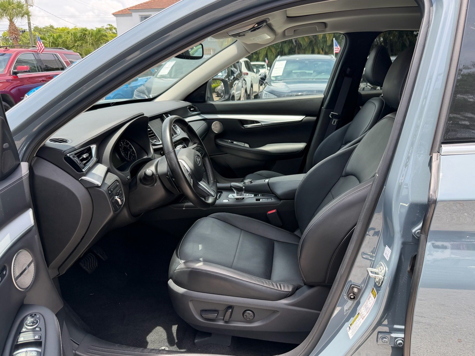 Used 2022 INFINITI QX50 Essential FWD image 12