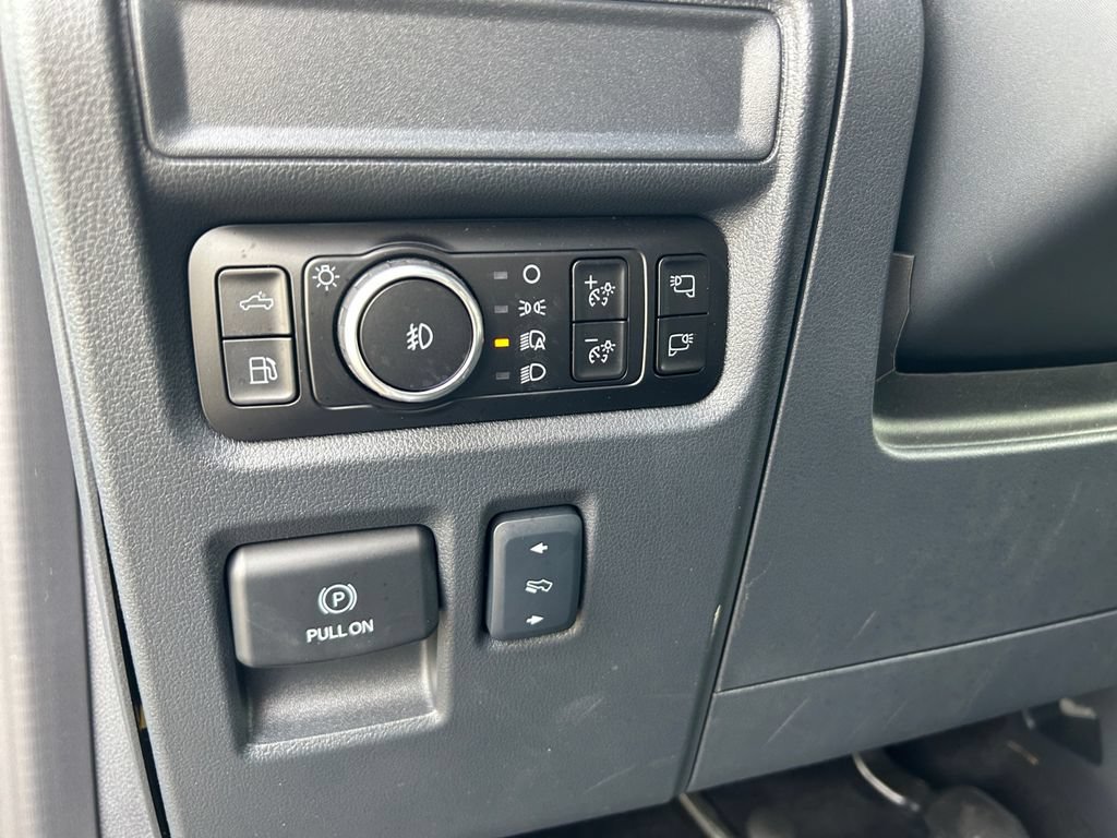 Used 2025 Ford F150 Platinum w/ Equipment Group 702A High AWD/4WD image 22