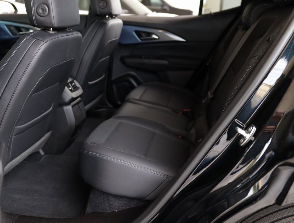 Used 2024 Chevrolet Equinox EV LT image 28