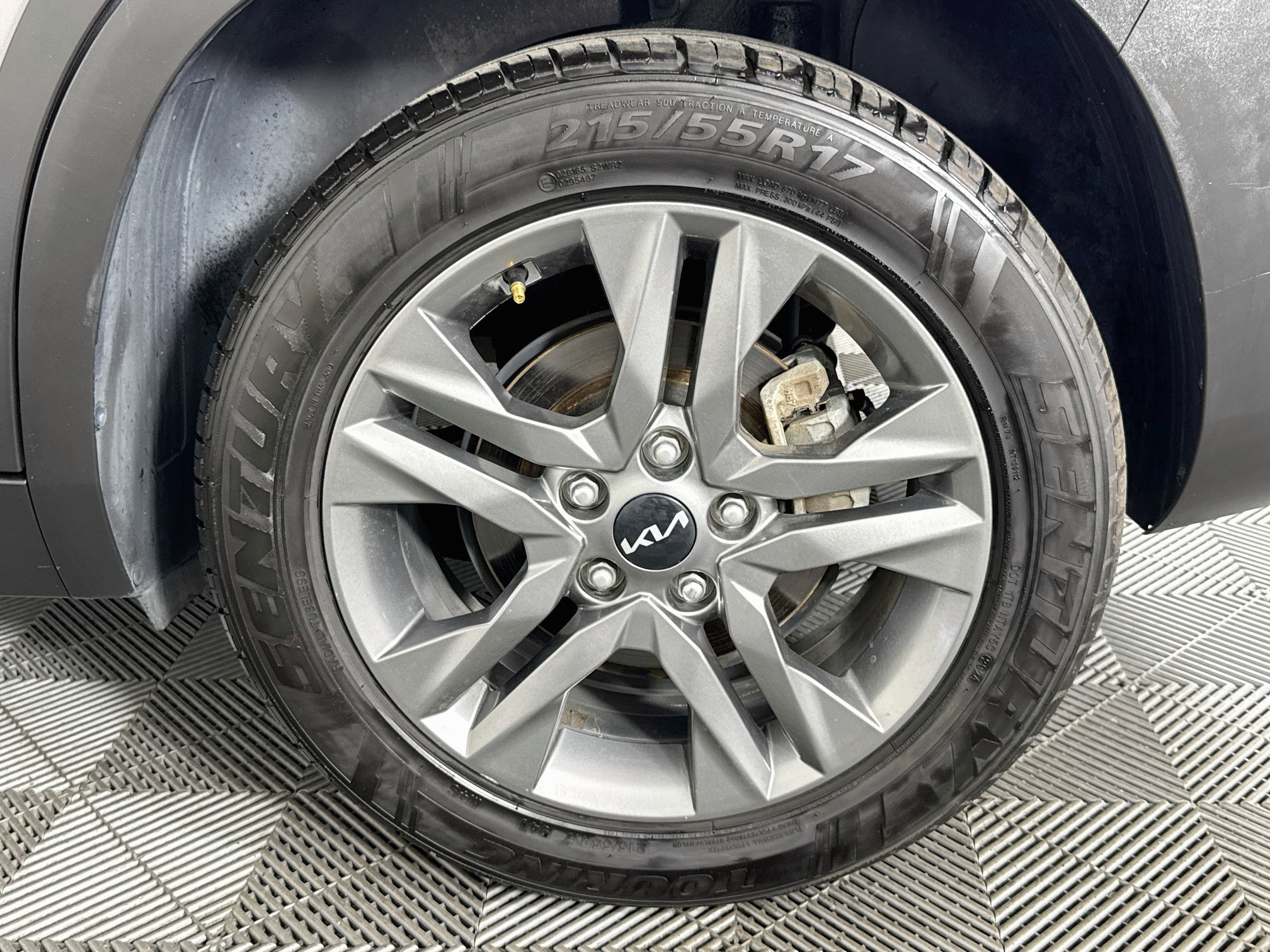 Used 2022 Kia Seltos LX AWD/4WD image 34