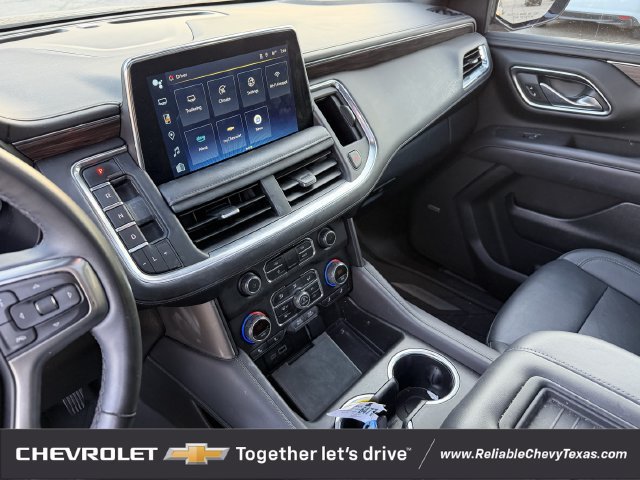 Used 2023 Chevrolet Tahoe Z71 w/ Luxury Package AWD/4WD image 19
