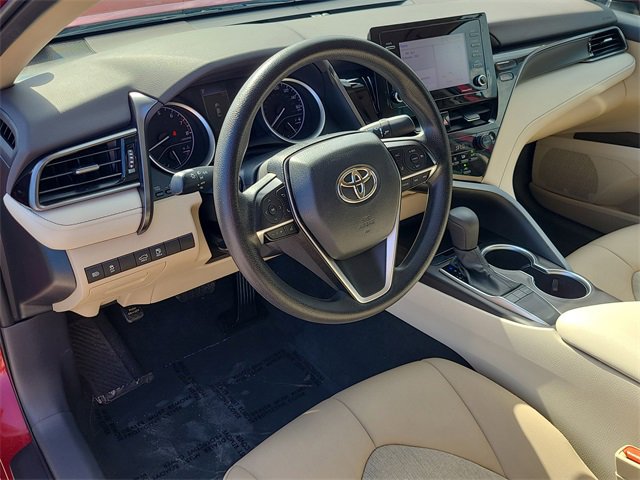 Used 2022 Toyota Camry LE image 19