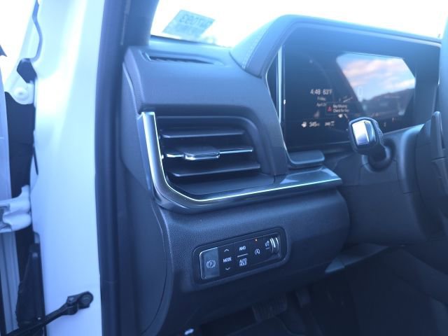 New 2026 GMC Terrain Elevation w/ Black Edition AWD/4WD image 17