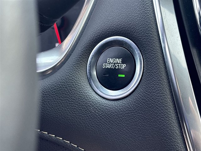 Certified 2022 Chevrolet Traverse Premier w/ Redline Edition FWD image 17
