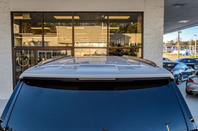 Used 2023 Chevrolet Suburban Premier image 10