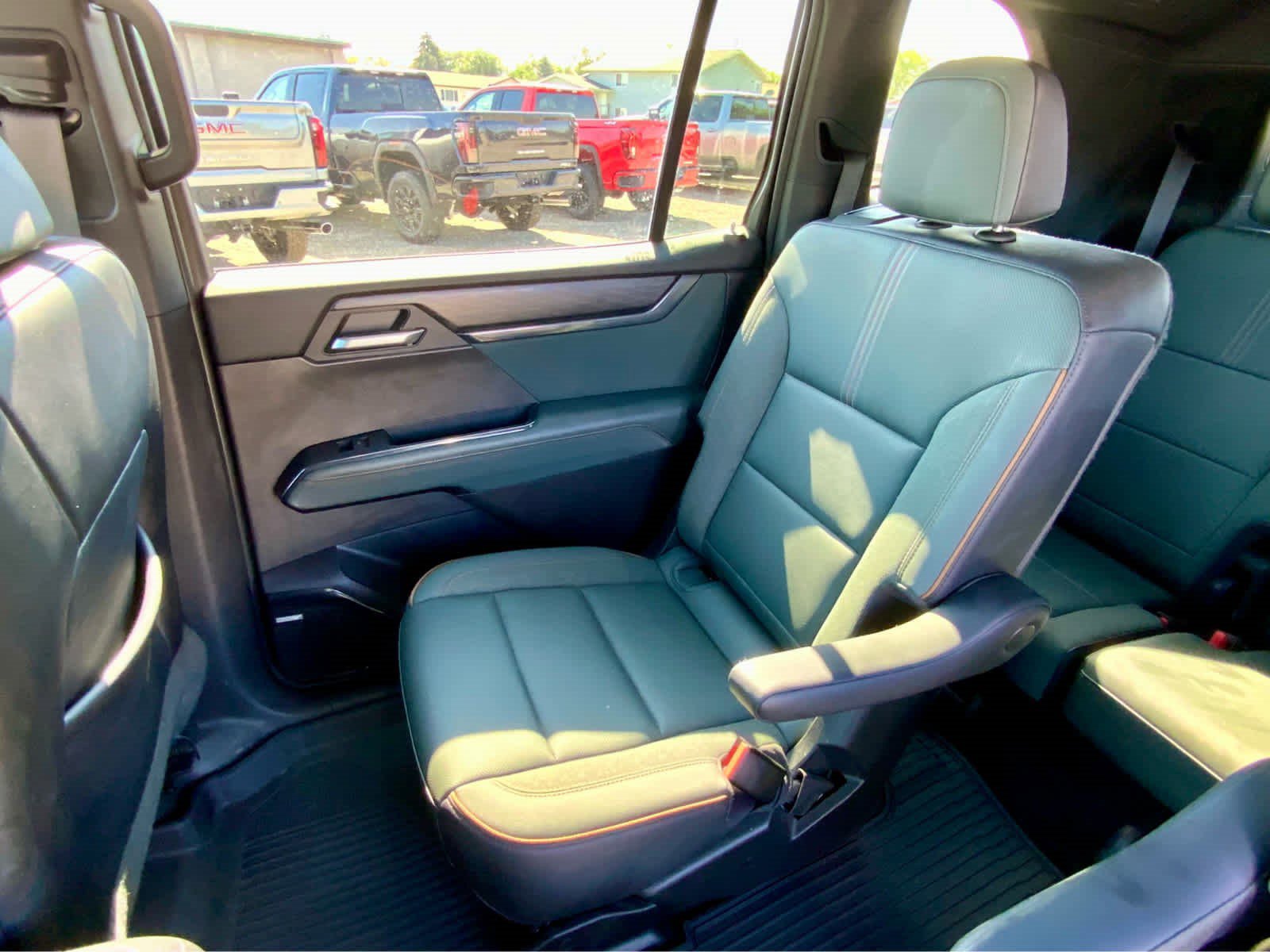 Certified 2024 GMC Acadia AT4 w/ LPO, Floor Liner Package image 27